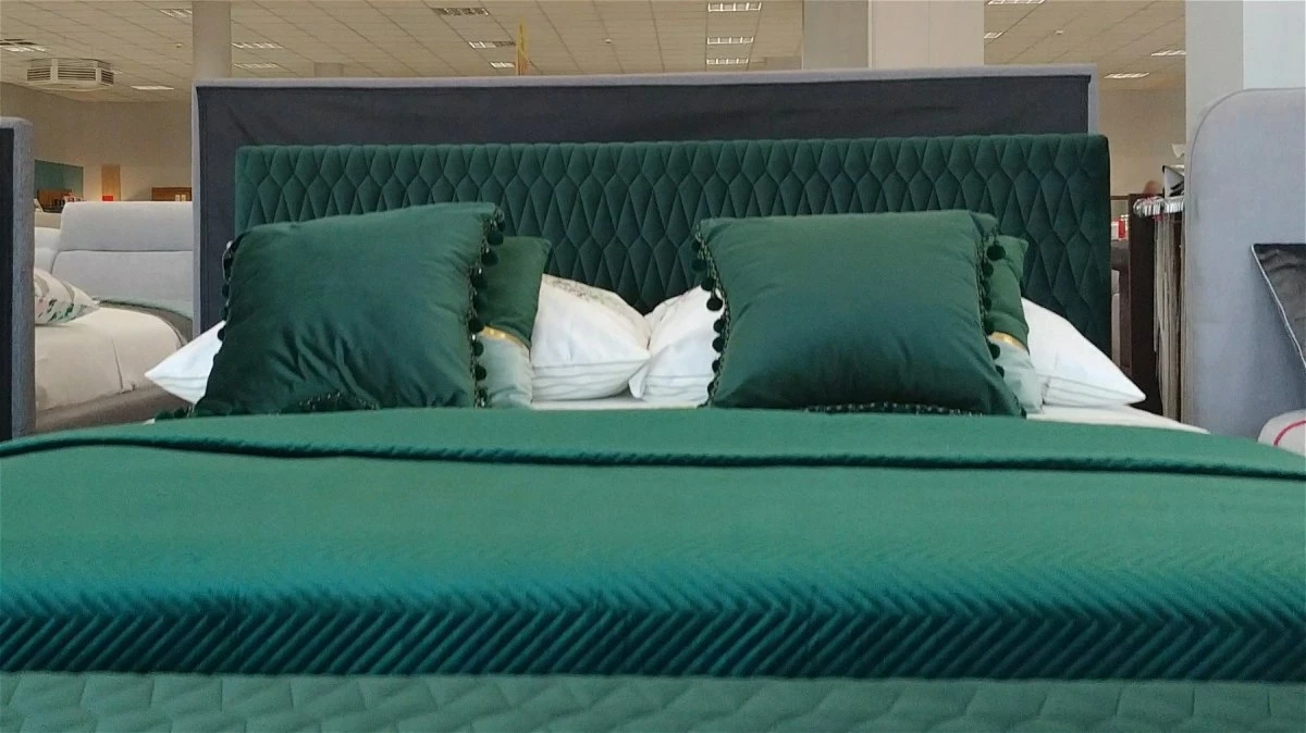 Azurro Sänky Samettikangasverhoilulla 7 Azurro Sänky Samettikangasverhoilulla - Image 5